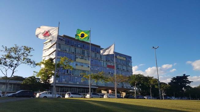 UFMG Vacina Contra Covid e Gripe Simultaneamente